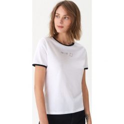 T-shirt z nadrukiem - Biały. Białe t-shirty damskie House, s, z nadrukiem, bez kołnierzyka. Za 29,99 zł.