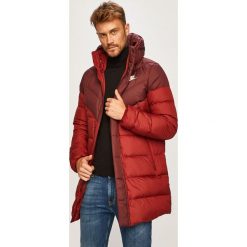 Nike Sportswear - Kurtka puchowa. Brązowe płaszcze męskie Nike Sportswear, s, bez wzorów, z poliesteru, długie, z kapturem. W wyprzedaży za 679,90 zł.