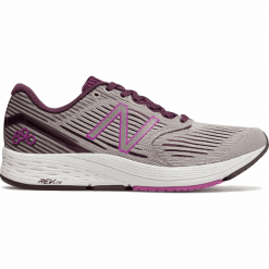 New Balance W890LC6. Buty sportowe damskie New Balance, bez wzorów, z gumy, tenisowe. W wyprzedaży za 229,99 zł.