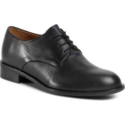 Oxfordy SOLO FEMME - 96607-05-K50/000-03-00 Czarny. Czarne półbuty damskie Solo Femme, bez obcasa, na obcasie, bez zapięcia. Za 339,00 zł.