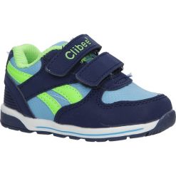 Granatowe buty sportowe na rzepy casu f-682. Buty dziewczęce sportowe Casu, bez wzorów, na rzepy. Za 79,99 zł.