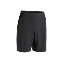 Spodenki fitness kardio FST900 męskie. Czarne spodenki i szorty męskie marki DOMYOS, xl, z elastanu, na fitness i siłownię. W wyprzedaży za 54,99 zł.