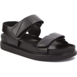 Sandały VAGABOND - Erin 4532-101-20 Black. Czarne klapki damskie Vagabond, bez wzorów, ze skóry, bez obcasa. W wyprzedaży za 339,00 zł.