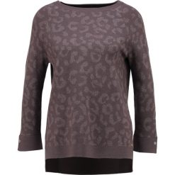 Swetry klasyczne damskie: Delicatelove Sweter drizzle