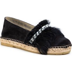Espadryle QUAZI - QZ-50-04-000463 601. Czarne espadryle damskie QUAZI, bez wzorów, ze skóry, bez obcasa, na płaskiej podeszwie. W wyprzedaży za 159,00 zł.