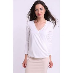 Bluzka w kolorze ecru. Białe bluzki damskie Jesienny butik, xs, bez wzorów, bez kołnierzyka, bez rękawów. W wyprzedaży za 89,95 zł.