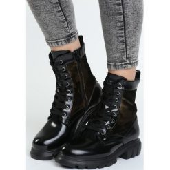 Czarne Traperki In The Sky. Czarne buty zimowe damskie marki Born2be, ze skóry, przed kolano, na wysokim obcasie. Za 129,99 zł.