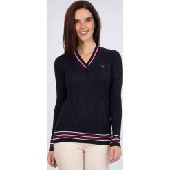 Sweter "Nutted" w kolorze granatowym. Niebieskie swetry damskie Sir Raymond Taylor, xxl, z aplikacjami, z bawełny, bez rękawów, bez kaptura. W wyprzedaży za 129,95 zł.