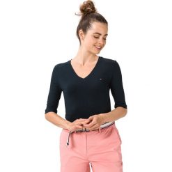 Tommy Hilfiger Essentials Koszulka Niebieski. Niebieskie koszulki damskie TOMMY HILFIGER, xs, bez wzorów, z elastanu, bez kołnierzyka. Za 221,95 zł.