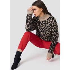 NA-KD Oversizowy sweter Leo - Beige,Multicolor. Brązowe swetry klasyczne damskie marki NA-KD, z dzianiny. Za 161,95 zł.