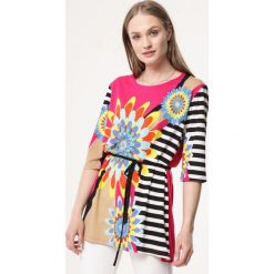 Fuksjowa Tunika Panting. Szare tuniki damskie Born2be, xl, w paski, z dzianiny, z okrągłym kołnierzem, z długim rękawem. Za 29,99 zł.