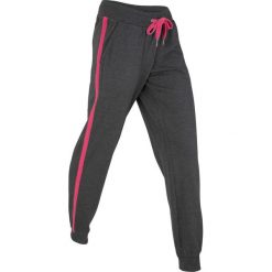 Spodnie sportowe, długie, Level 1 bonprix czarno-ciemnoróżowy melanż. Czarne spodnie damskie bonprix, melanż, z dresówki, długie, na fitness i siłownię. Za 64,99 zł.