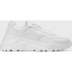Kazar Studio - Buty. Białe buty sportowe męskie Kazar Studio, ze skóry ekologicznej, na sznurówki. Za 299,90 zł.