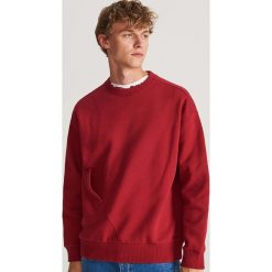 Bluza z bawełny organicznej - Czerwony. Czerwone bluzy męskie Reserved, s, bez wzorów, z bawełny, bez kołnierzyka, bez rękawów, bez kaptura. Za 79,99 zł.