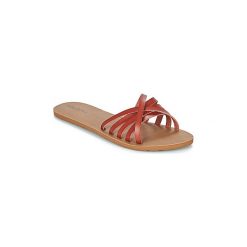 Klapki Volcom SUNDAZE. Czerwone klapki damskie Volcom, bez wzorów, bez obcasa. W wyprzedaży za 125,30 zł.