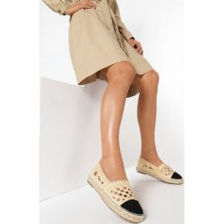 Ciemnobeżowe Espadryle Step Dance. Brązowe espadryle damskie Born2be, bez wzorów, bez obcasa. W wyprzedaży za 89,99 zł.