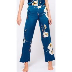 Etam - Spodnie piżamowe Blue Pop. Niebieskie piżamy damskie Etam, s, z poliesteru. W wyprzedaży za 79,90 zł.