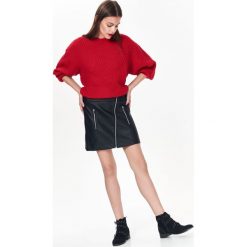 Asymetryczna spódniczka damska mini. Czarne spódniczki damskie Top Secret, na co dzień, na zimę, bez wzorów, ze skóry ekologicznej, eleganckie, krótkie, mini, asymetryczne. Za 99,99 zł.