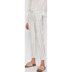 Vero Moda - Spodnie. Białe spodnie damskie Vero Moda, s, bez wzorów, z wiskozy, z podwyższonym stanem. W wyprzedaży za 59,90 zł.