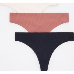 Majtki stringi 3 pack - Beżowy. Brązowe majtki damskie Reserved, s. Za 49,99 zł.