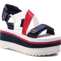 Sandały TOMMY JEANS - Sporty Neoprene Flatform Sandal EN0EN00466 Rwb 020. Niebieskie klapki damskie Tommy Jeans, bez wzorów, z jeansu, bez obcasa. Za 299,00 zł.