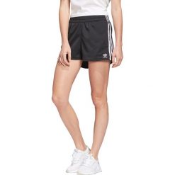 Adidas Originals 3-Stripes Szorty Czarny. Czarne szorty damskie adidas Originals, bez wzorów, z poliesteru. Za 111,95 zł.