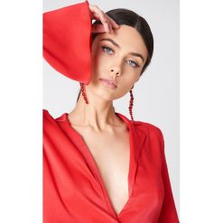 Kolczyki damskie: NA-KD Accessories Długie wiszące kolczyki – Red