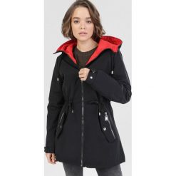 Czarna Parka Vilinlyn. Czarne kurtki damskie Born2be, s, bez wzorów, bez kaptura. Za 189,99 zł.