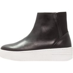 Botki damskie: Royal RepubliQ SEVEN20 BACK CHELSEA Botki na platformie black