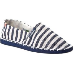 Półbuty HAVAIANAS - Alp H Origine Listra 41370990555 Navy Blue. Niebieskie półbuty damskie Havaianas, bez wzorów, z tworzywa sztucznego, bez obcasa, na płaskiej podeszwie, bez zapięcia. W wyprzedaży za 109,00 zł.