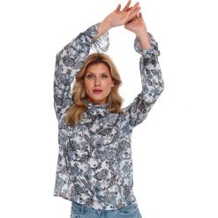 Bluzka z falbanami i motywem paisley. Zielone bluzki damskie Top Secret, s, bez wzorów, eleganckie, z falbankami, bez rękawów. W wyprzedaży za 69,99 zł.