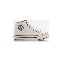Buty MTNG 69428-I222 CANVAS BOT?N WHITE DOBLE SUELA. Białe trampki i tenisówki damskie mtng, bez wzorów, bez zapięcia. Za 107,67 zł.