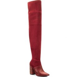 Muszkieterki CARINII - B4444 J63-L92-000-C28. Czerwone buty zimowe damskie marki Carinii, z materiału, na obcasie. W wyprzedaży za 279,00 zł.