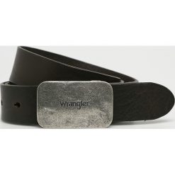 Wrangler - Pasek skórzany. Pomarańczowe paski męskie Wrangler, w paski, ze skóry. W wyprzedaży za 99,90 zł.