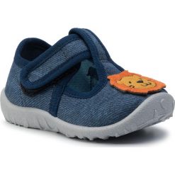 Kapcie SUPERFIT - 5-09256-80 Blau. Niebieskie sandały chłopięce Superfit, z tworzywa sztucznego, bez zapięcia. Za 119,00 zł.