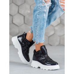 OCIEPLANE SNEAKERSY. Trampki i tenisówki damskie SEASTAR. Za 107,90 zł.