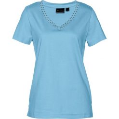 Shirt ze sztrasami bonprix jasnoniebieski. Niebieskie koszulki damskie bonprix, bez wzorów, bez kołnierzyka, bez rękawów. Za 24,99 zł.