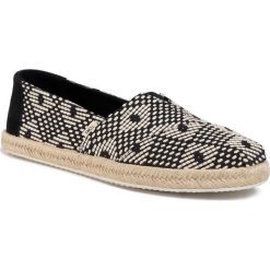 Espadryle TOMS - Classic 10015073 Black Geometric. Czarne espadryle damskie Toms, bez wzorów, ze skóry, bez obcasa, na płaskiej podeszwie, bez zapięcia. Za 249,00 zł.