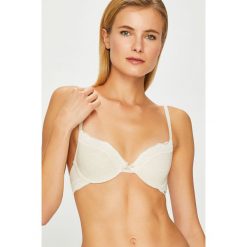 Dorina - Biustonosz Gina. Brązowe biustonosze Dorina, z haftami, z elastanu. W wyprzedaży za 44,90 zł.
