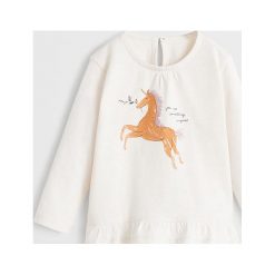 Mango Kids - Longsleeve dziecięcy Unic 80-104 cm. Różowe bluzki dziewczęce Mango Kids, z nadrukiem, z bawełny, z okrągłym kołnierzem, z krótkim rękawem, krótkie, bez kaptura. Za 35,90 zł.