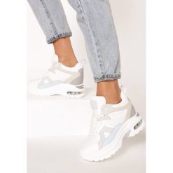 Białe Pastelowe Sneakersy Thefer. Białe sneakersy damskie Born2be. Za 129,99 zł.