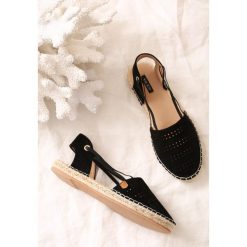 Czarne Espadryle Cravings. Czarne espadryle damskie Born2be, w ażurowe wzory. Za 89,99 zł.