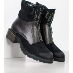 CiepŁe botki fashion. Botki damskie GOODIN, ze skóry ekologicznej, bez obcasa, bez zapięcia. Za 190,90 zł.