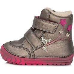 D-D-step buty zimowe dziewczęce 029-310A 19 beżowe. Brązowe buty dziewczęce zimowe D-D-Step, z okrągłym noskiem, bez zapięcia. Za 169,00 zł.
