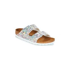 Klapki Birkenstock ARIZONA. Białe klapki damskie Birkenstock, bez wzorów, bez obcasa. W wyprzedaży za 263,20 zł.