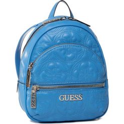 Plecak GUESS - Manhattan (QG) HWQG69 94310 BLU. Niebieskie plecaki damskie Guess, z aplikacjami, ze skóry ekologicznej. W wyprzedaży za 479,00 zł.