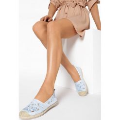 Niebieskie Espadryle Pickedness. Niebieskie espadryle damskie Born2be, bez wzorów, bez obcasa. W wyprzedaży za 49,99 zł.