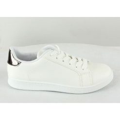 Sneakersy w kolorze białym. Trampki i tenisówki damskie Suredelle, Sixth Sens. W wyprzedaży za 89,95 zł.