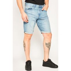 Szorty jeansowe Calvin Klein Jeans J30J314641. Niebieskie spodenki i szorty męskie Calvin Klein Jeans, m, bez wzorów, z bawełny. Za 299,00 zł.