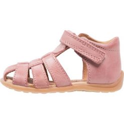 Bisgaard Sandały rose. Czerwone sandały chłopięce marki Bisgaard, z kauczuku. Za 299,00 zł.